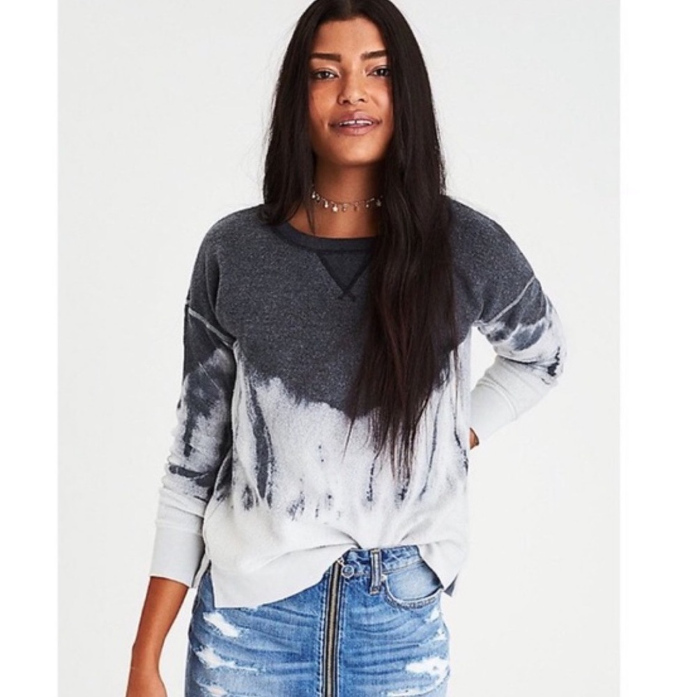 A E O | Cozy Inside & Out Tie Dye grey White Sweatshirt Size Small
